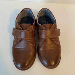 Max + Jake boys shoes. Size 10